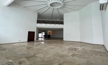 Rumah Mewah Bangka Kemang Jakarta Selatan – Design Modern Tropical Contemporary, 10 Menit Senopati