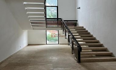 Rumah Mewah Bangka Kemang Jakarta Selatan – Design Modern Tropical Contemporary, 10 Menit Senopati