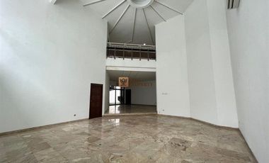 Rumah Mewah Bangka Kemang Jakarta Selatan – Design Modern Tropical Contemporary, 10 Menit Senopati