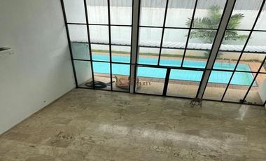 Rumah Mewah Bangka Kemang Jakarta Selatan – Design Modern Tropical Contemporary, 10 Menit Senopati