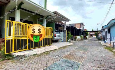 Rumah Siap Huni Dalam Cluster Dekat Kantor KPU Banyuwangi