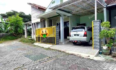 Rumah Siap Huni Dalam Cluster Dekat Kantor KPU Banyuwangi