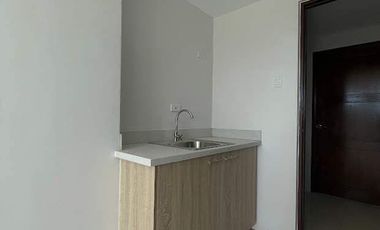 Ready to move-in Affordable studio condo for sale in Mandaue City Cebu