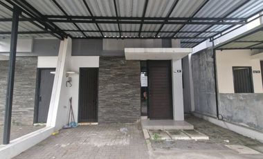 Disewakan Cepat Rumah di Casa Jardin Jakarta Barat