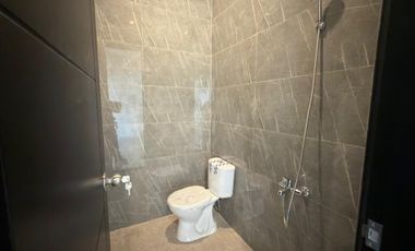 Dijual Rumah Baru 2 lantai di Manyar dekat ke Galaxy Mall, Pakuwon city Mall, ITS dan Unair