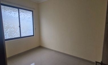 Di Sewakan Rumah di Casa Jardin Jakarta Barat