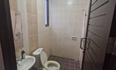 Di Sewakan Rumah di Casa Jardin Jakarta Barat