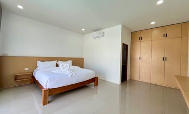 4 Bedrooms 5 Bathrooms Pool Villa in Prime Location