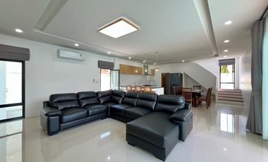 4 Bedrooms 5 Bathrooms Pool Villa in Prime Location