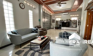 DIJUAL RUMAH DAN RUANG USAHA DI BANYUANYAR SURAKARTA