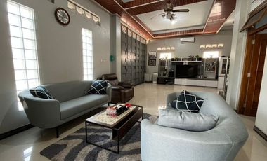 DIJUAL RUMAH DAN RUANG USAHA DI BANYUANYAR SURAKARTA