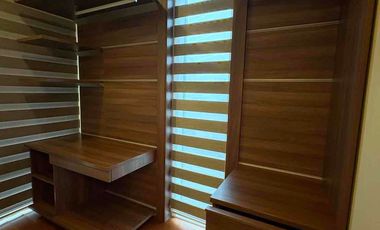 4 BR semifurnished unit for lease