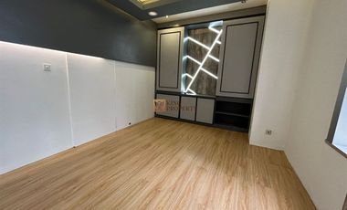 Office Space Menara Sudirman SCBD Semi Furnish 300m² – City View GBK & FX Sudirman