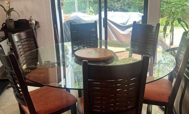 VENDO CASA EN CUERNAVACA, ZONA DORADA, EN CONDOMINIO, AMENIDADES Y SEGURIDAD TOTAL.