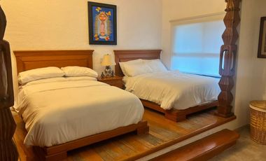 VENDO CASA EN CUERNAVACA, ZONA DORADA, EN CONDOMINIO, AMENIDADES Y SEGURIDAD TOTAL.