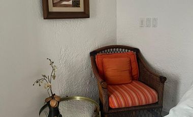 VENDO CASA EN CUERNAVACA, ZONA DORADA, EN CONDOMINIO, AMENIDADES Y SEGURIDAD TOTAL.