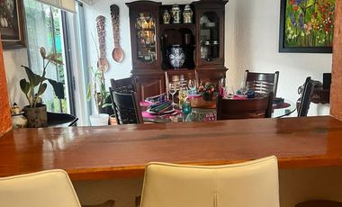 VENDO CASA EN CUERNAVACA, ZONA DORADA, EN CONDOMINIO, AMENIDADES Y SEGURIDAD TOTAL.