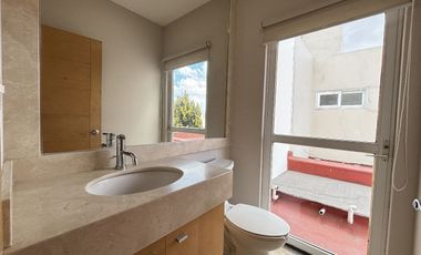 Renta de casa en Residencial Bosque de Sauces