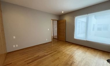 Renta de casa en Residencial Bosque de Sauces