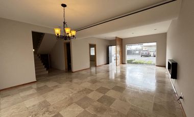 Renta de casa en Residencial Bosque de Sauces