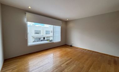 Renta de casa en Residencial Bosque de Sauces