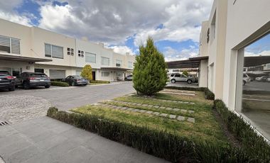 Renta de casa en Residencial Bosque de Sauces