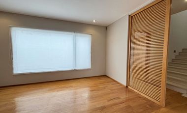 Renta de casa en Residencial Bosque de Sauces