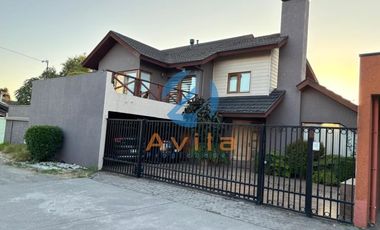 CONCEPCION San Pedro de la Paz Huertos Familiares casa en venta 4D 4B COD.VTIN092