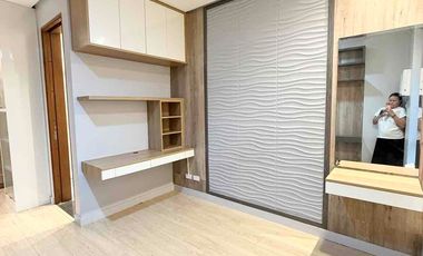 2BR Townhouse For Rent at Edsa Munoz near Quezon City General Hospital and S&R Munoz