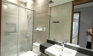 2BR Townhouse For Rent at Edsa Munoz near Quezon City General Hospital and S&R Munoz