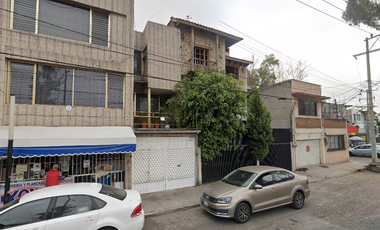Hermosa Casa en Paseos de Churubusco, Iztapalapa, CDMX. , Casa En Remate. Precio Especial.