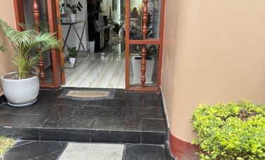 VENDO CASA 2 PISOS + AZOTEA 176m2 - AMPLIA FRENTE A PARQUE-Los Cedros de Villa – Chorrillos