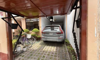 VENDO CASA 2 PISOS + AZOTEA 176m2 - AMPLIA FRENTE A PARQUE-Los Cedros de Villa – Chorrillos