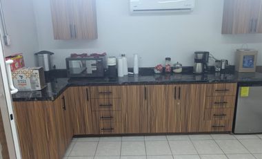 SE RENTA BODEGA DE 1309 M2 CON MEZZANINE, OFICINAS, BAÑOS Y COMEDOR CON ESTACIONAMIENTO