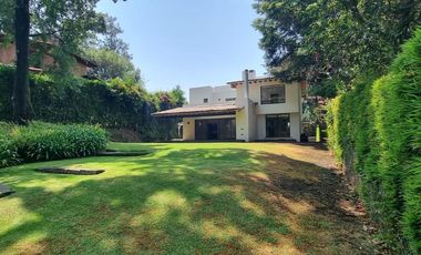 GRAN UBICACION DE ESTA CASA EN VENTA Y RENTA