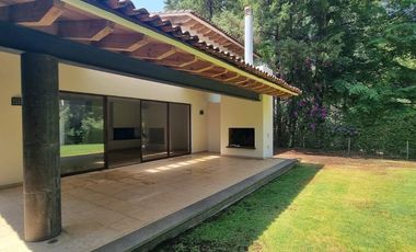 GRAN UBICACION DE ESTA CASA EN VENTA Y RENTA