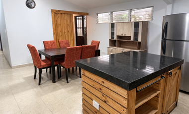 venta de casa de tres dormitorios en la alborada