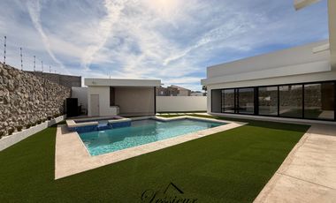 RESIDENCIA DE LUJO EN VENTA 🏡✨ 1 PLANTA | ALBERCA Y JACUZZI | QUINTAS DEL SOLAR 💎