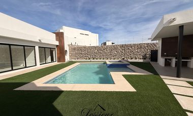 RESIDENCIA DE LUJO EN VENTA 🏡✨ 1 PLANTA | ALBERCA Y JACUZZI | QUINTAS DEL SOLAR 💎