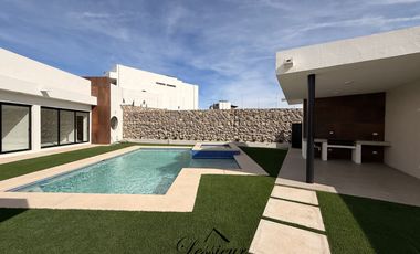 RESIDENCIA DE LUJO EN VENTA 🏡✨ 1 PLANTA | ALBERCA Y JACUZZI | QUINTAS DEL SOLAR 💎