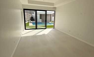 RESIDENCIA DE LUJO EN VENTA 🏡✨ 1 PLANTA | ALBERCA Y JACUZZI | QUINTAS DEL SOLAR 💎