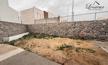 CASA EN VENTA 🏡✨ FRENTE A PARQUE | ACABADOS DE CANTERA | OPCIÓN DE FINANCIAMIENTO 💰