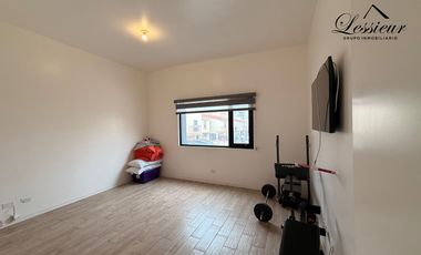 CASA EN VENTA 🏡✨ FRENTE A PARQUE | ACABADOS DE CANTERA | OPCIÓN DE FINANCIAMIENTO 💰