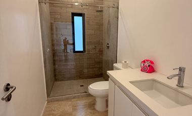 CASA EN VENTA 🏡✨ FRENTE A PARQUE | ACABADOS DE CANTERA | OPCIÓN DE FINANCIAMIENTO 💰