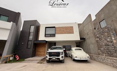 CASA EN VENTA 🏡✨ FRENTE A PARQUE | ACABADOS DE CANTERA | OPCIÓN DE FINANCIAMIENTO 💰