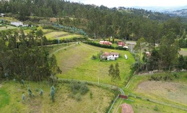 TERRENO EN VENTA, ADOBEPAMBA - CUENCA