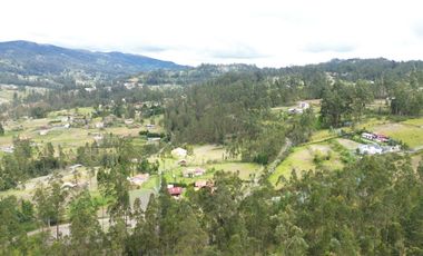 TERRENO EN VENTA, ADOBEPAMBA - CUENCA