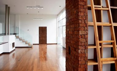 ✨ Exclusivo Dúplex de 203 m² con Vista al Valle en Cumbayá