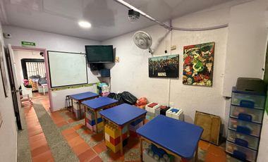 CASA DE DOS NIVELES ARRIENDO Barrio quirinal