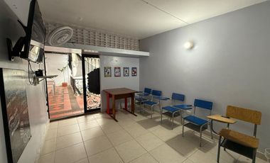 CASA DE DOS NIVELES ARRIENDO Barrio quirinal